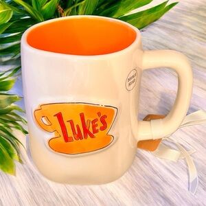 ☕️ ATTENTION ALL GILMORE GIRL FANS!!! ☕️